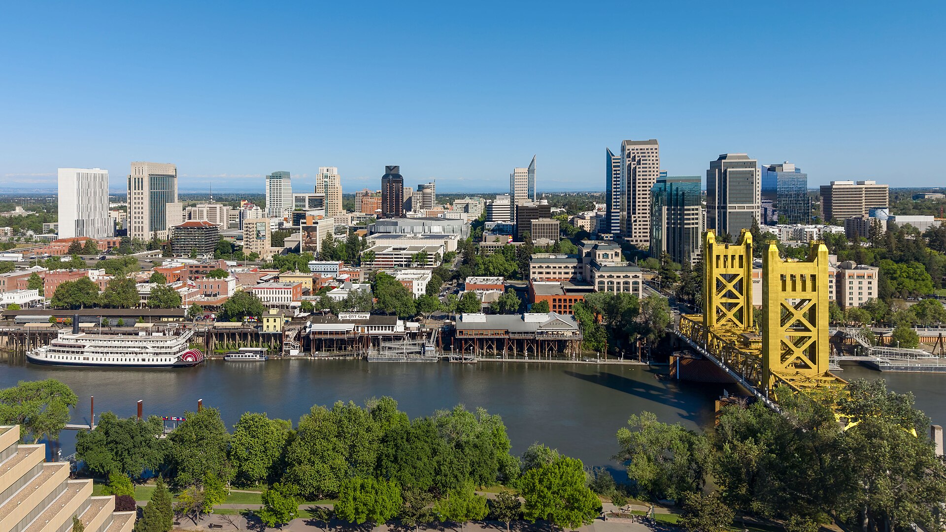 Sacramento skyline, Tower Bridge and riverfront along the Sacramento River